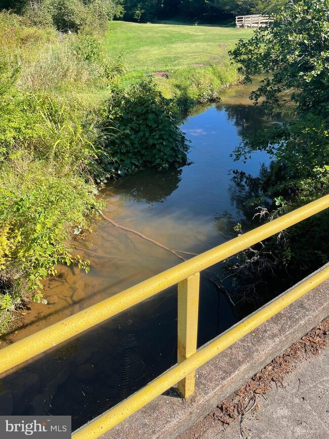 19 Middle Rd, Hegins, PA 17938 - photo 6