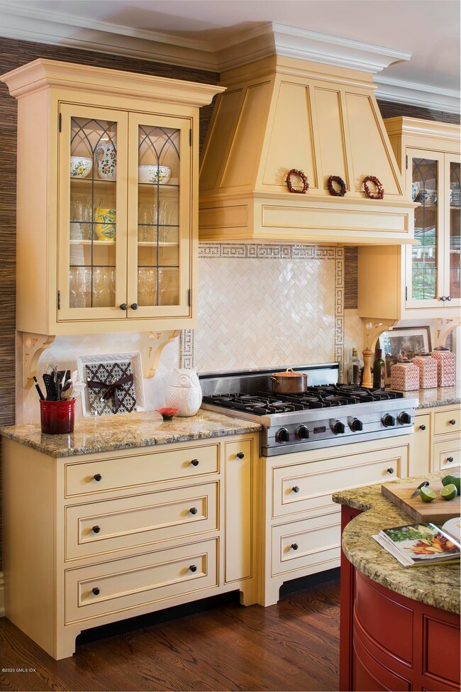 123 Kettle Creek Rd, Weston, CT 06883 - photo 7