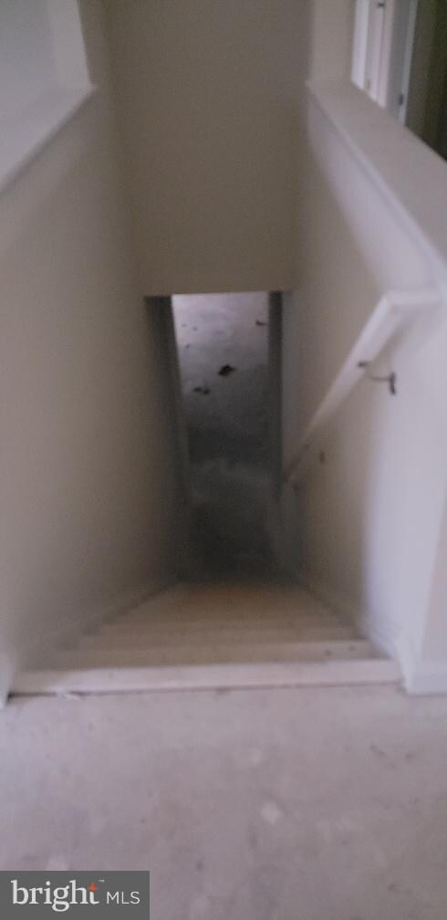 42 Cavalier Estates Dr, Harpers Ferry, WV 25425 - photo 5