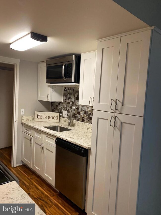 11643 Stoneview Square unit 86/2B, Reston, VA 20191 - photo 6