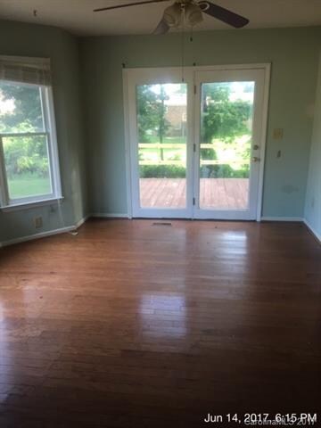 815 Waters St, Shelby, NC 28152 - photo 2