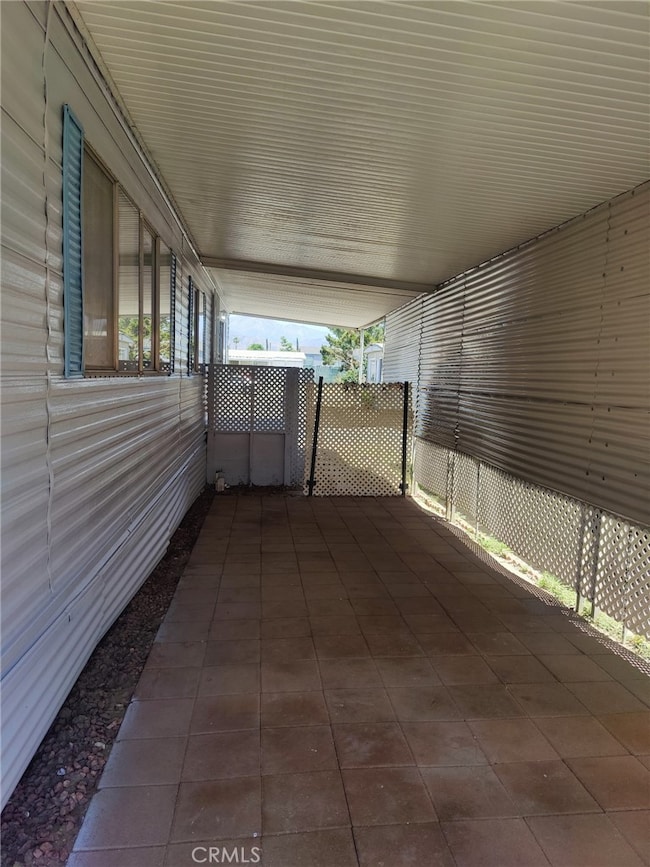 26245 Baseline St unit 22, Highland, CA 92346 - photo 5