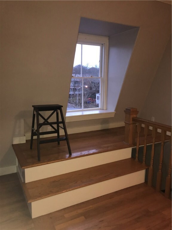 61 Kay St unit 3, Newport, RI 02840 - photo 2