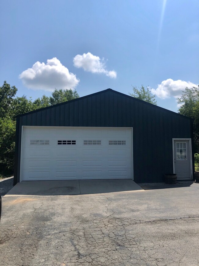 335 Sulphur Springs Rd, Shelbyville, TN 37160 - photo 3