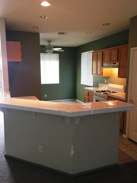 9218EC2F-2681-427F-A086-00EE59C06303