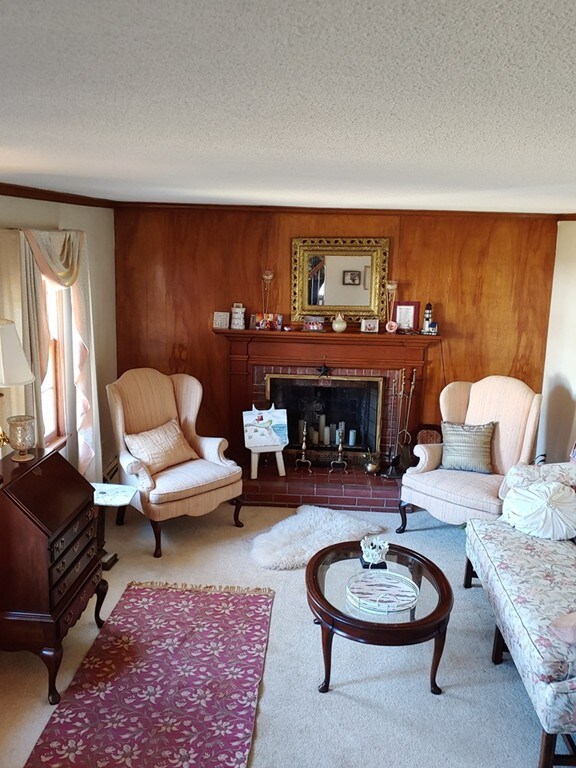 24 Hayes Ave, Feeding Hills, MA 01030 - photo 7