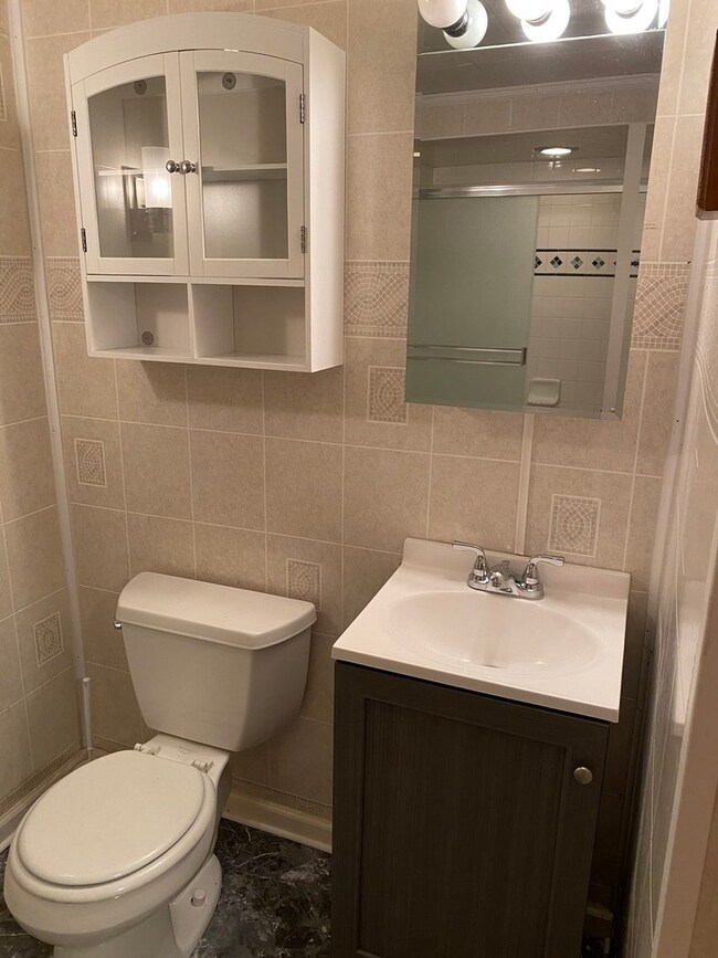 739 Hull Ave, Westchester, IL 60154 - photo 5