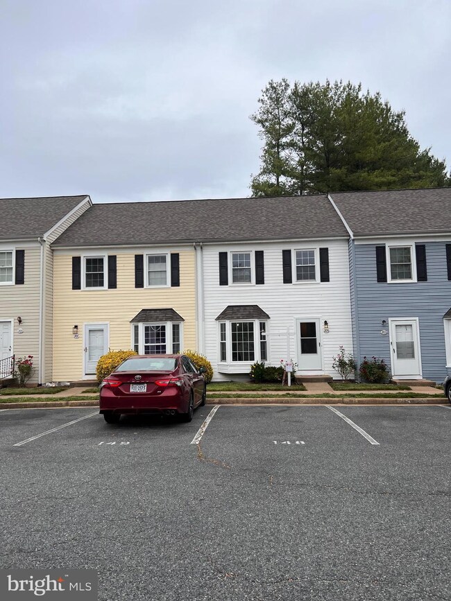 205 Madison Ct unit 74, Stafford, VA 22556 - photo 2