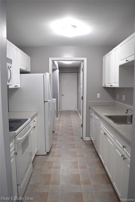 3609 Tremonte Cir N unit 309, Rochester, MI 48306 - photo 4