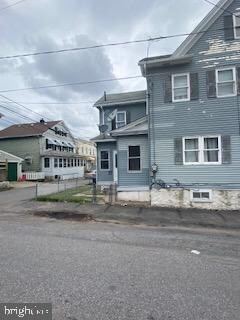 725 W 5th St, Hazleton, PA 18201 - photo 3