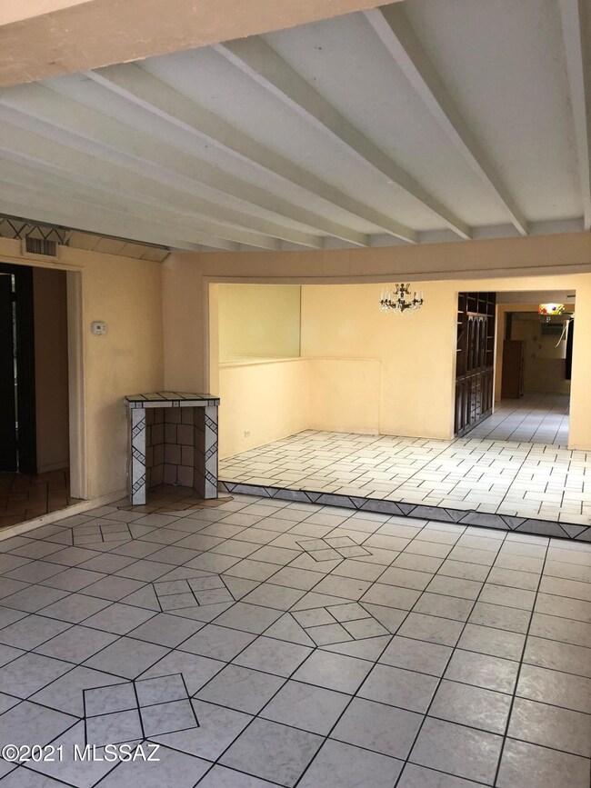 living area into dining