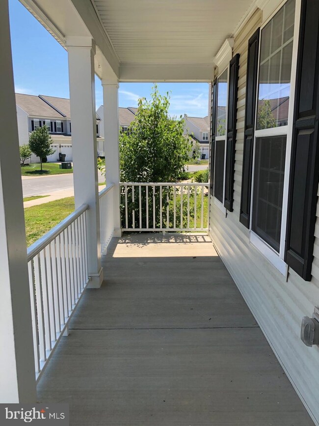 43674 Yulan St, California, MD 20619 - photo 4