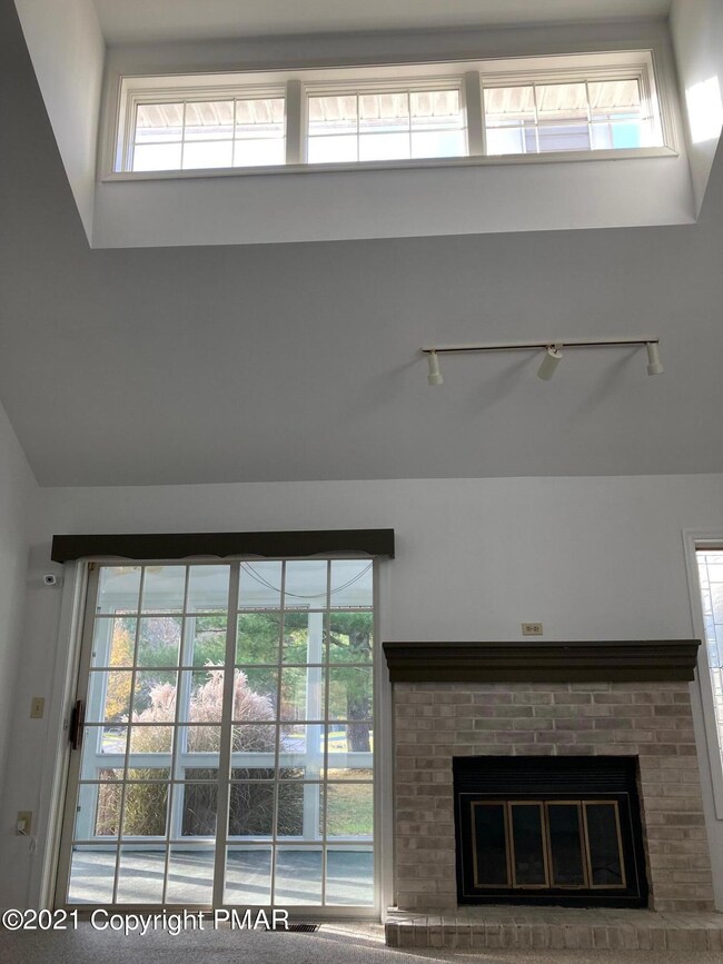 39 Harmon Dr, Stroudsburg, PA 18360 - photo 6