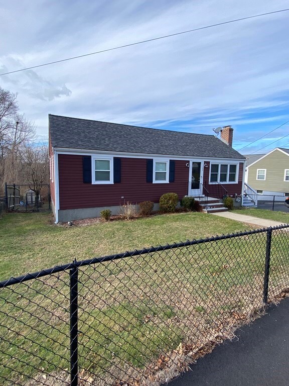 33 Harding Ave, Weymouth, MA 02188 - photo 2