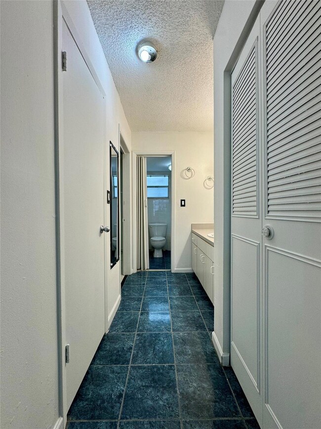 6507 Winfield Blvd unit 104C, Margate, FL 33063 - photo 6