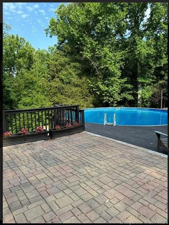 3714 Wooded View Dr, Georgetown, IN 47122 - photo 2