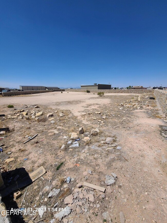 14405 Teichelkamp Dr, Horizon City, TX 79928 - photo 6