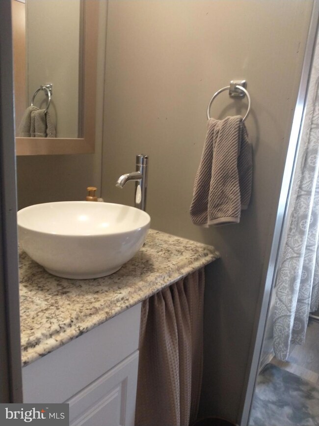 71 Walker Ave, Gettysburg, PA 17325 - photo 5