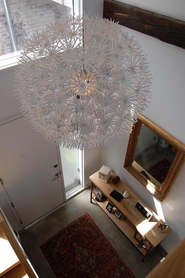 62 E Prescott St, Columbus, OH 43215 - photo 4