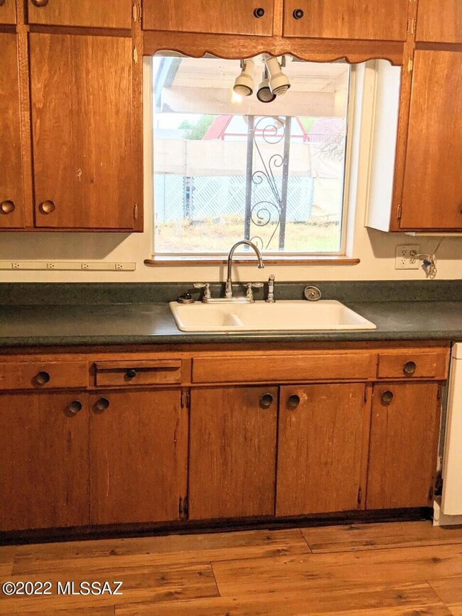 3347 N Geronimo Ave, Tucson, AZ 85705 - photo 3