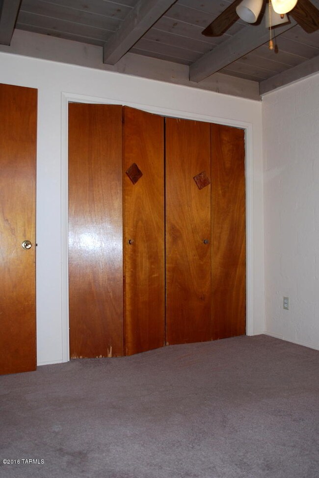 319 E Roger Rd, Tucson, AZ 85705 - photo 6