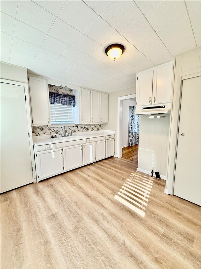 1338 U S 31 West Bypass, Bowling Green, KY 42101 - photo 6