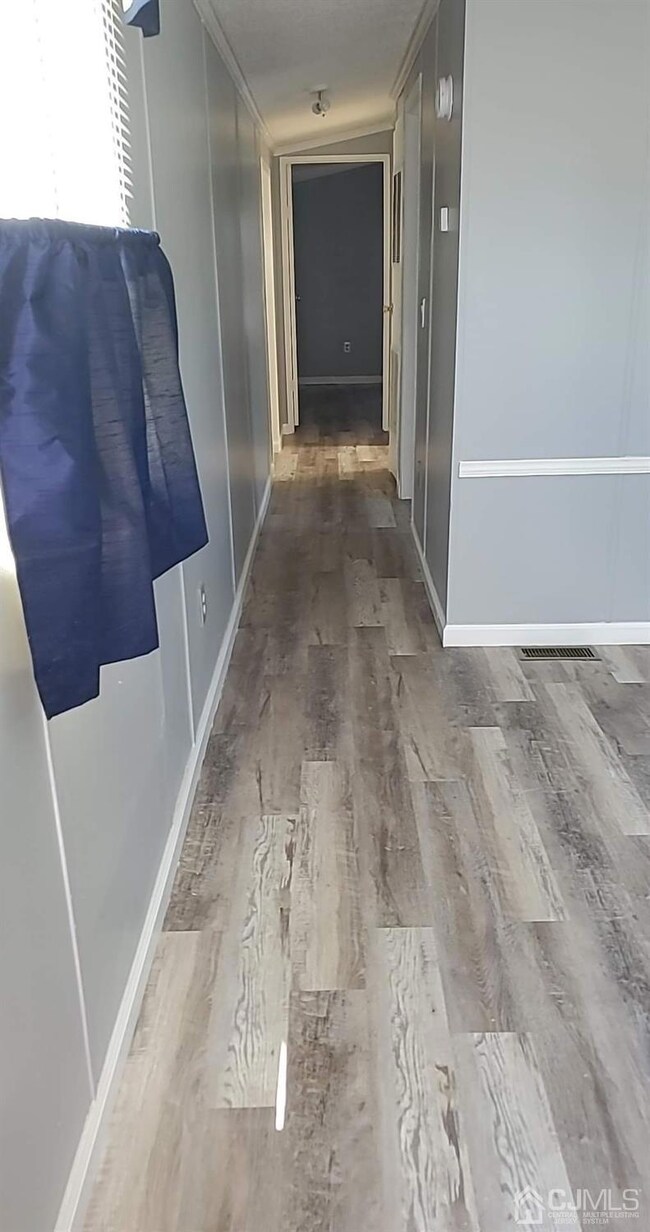 26 Dalbert St unit J4, Carteret, NJ 07008 - photo 3