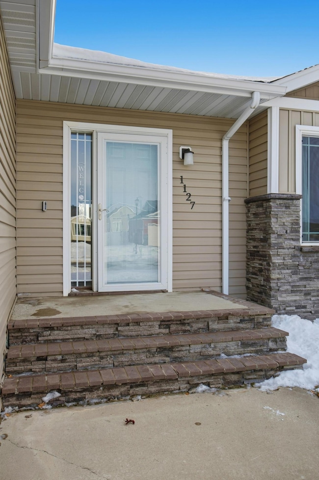 1127 24th Ave W, West Fargo, ND 58078 - photo 4