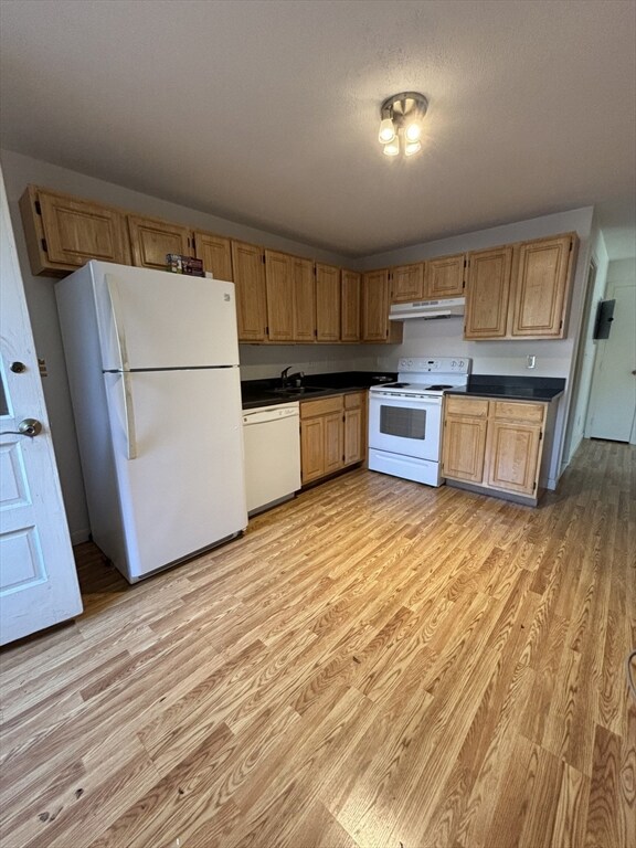 69 Nicholas Rd unit D, Framingham, MA 01701 - photo 5