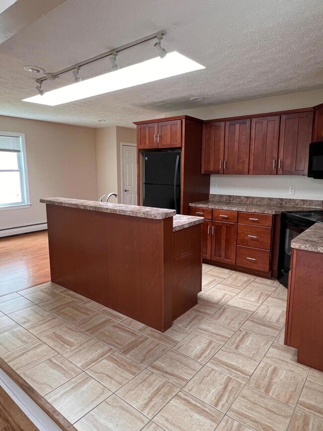 7 Lafayette St, Saco, ME 04072 - photo 6