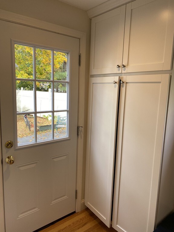 22 Great Plain Terrace unit Right, Needham, MA 02492 - photo 4