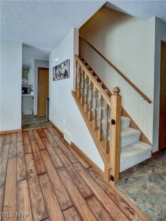 247 Kent Cir NE, New Philadelphia, OH 44663 - photo 7