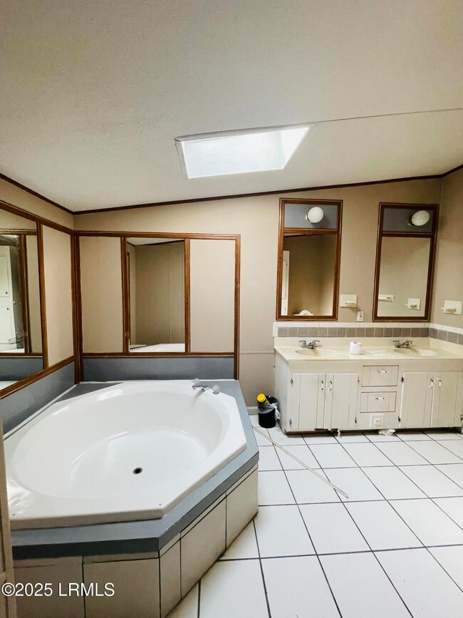 153 Middlefield Cir, Seabrook, SC 29940 - photo 7