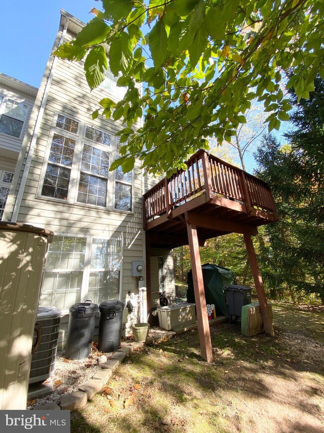 5462 Summer Leaf Ln, Alexandria, VA 22312 - photo 6