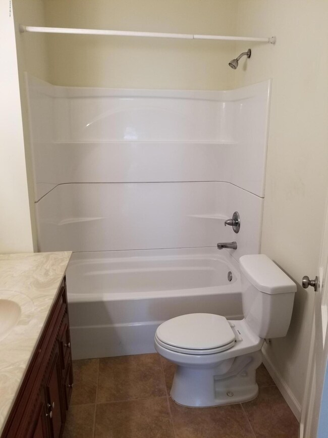 1517 Donald St unit LOWER, Jacksonville, FL 32205 - photo 7