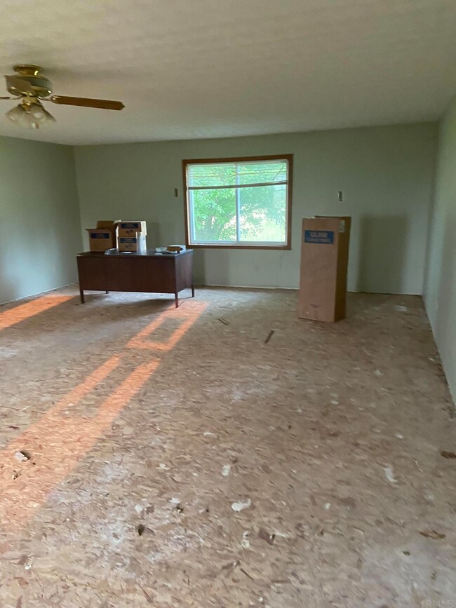 6037 E 450 S, Wabash, IN 46992 - photo 7