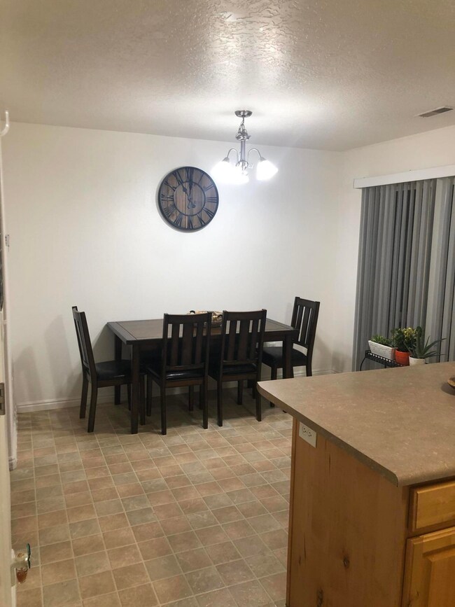 1212 E 800 N, Spanish Fork, UT 84660 - photo 2