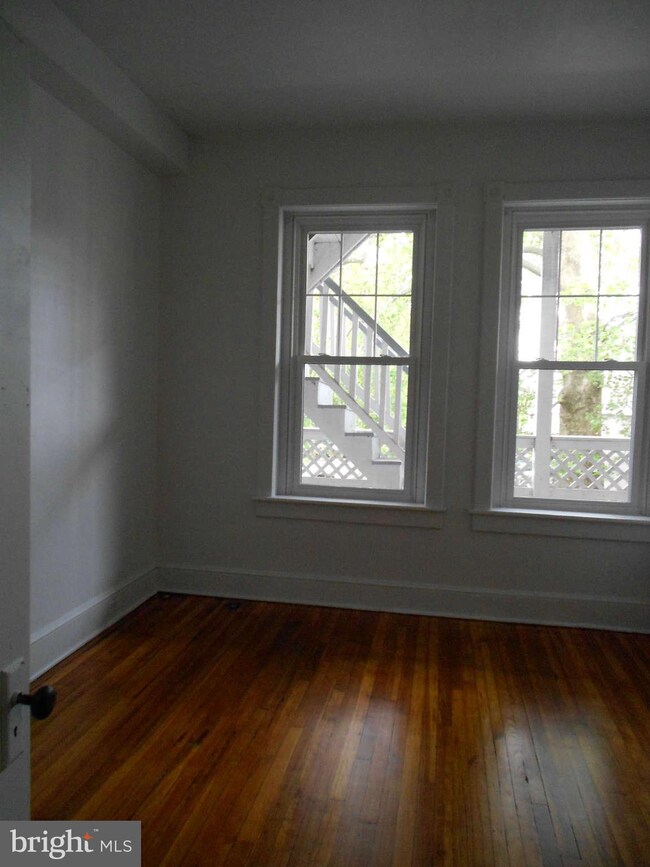 111 E Baltimore St unit 4, Hagerstown, MD 21740 - photo 5