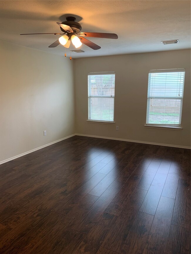 15630 Haleys Landing Ln, Houston, TX 77095 - photo 5