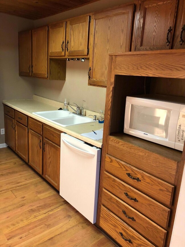 423 S Main St, Nixa, MO 65714 - photo 7