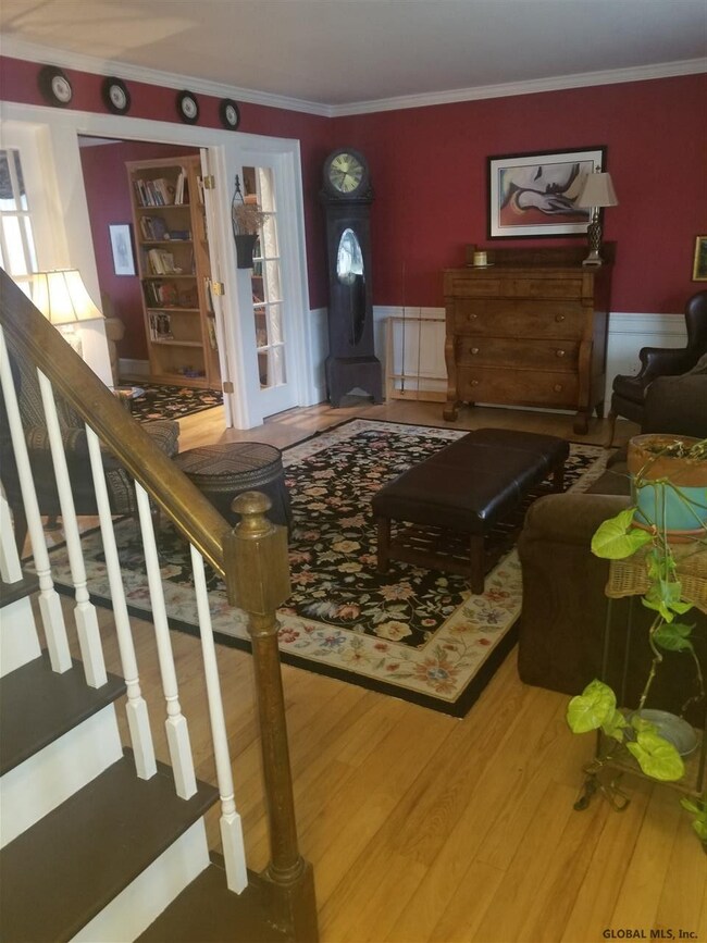 14 Oxford Dr, Saratoga Springs, NY 12866 - photo 6