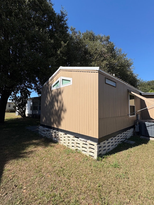 417 Magnolia Hill Dr, Plant City, FL 33565 - photo 5