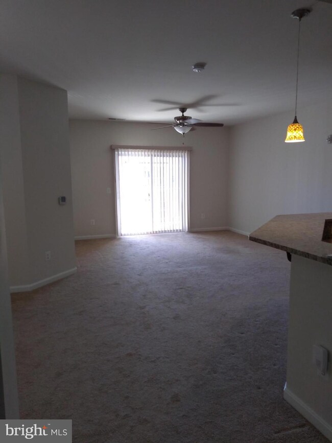 23530 F D R Blvd unit 409, California, MD 20619 - photo 5