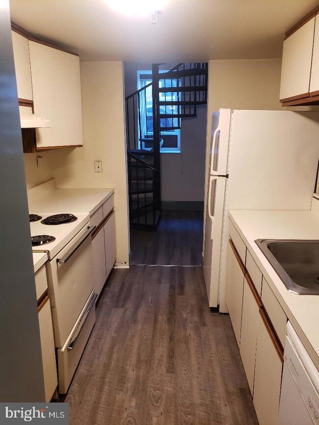 350 Main St unit 101, Red Hill, PA 18076 - photo 4