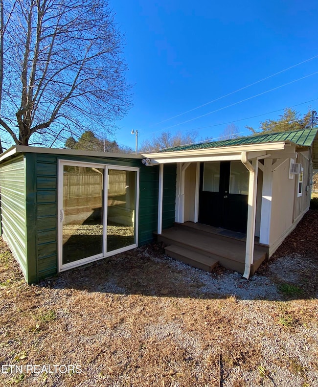 1470 Creston Rd, Crossville, TN 38571 - photo 6