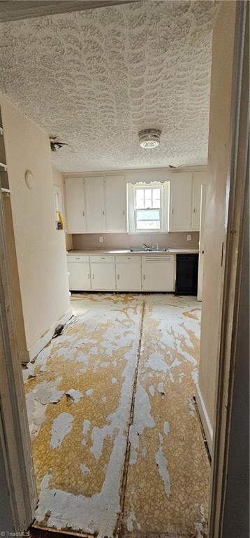 619 Thomas St, Reidsville, NC 27320 - photo 5