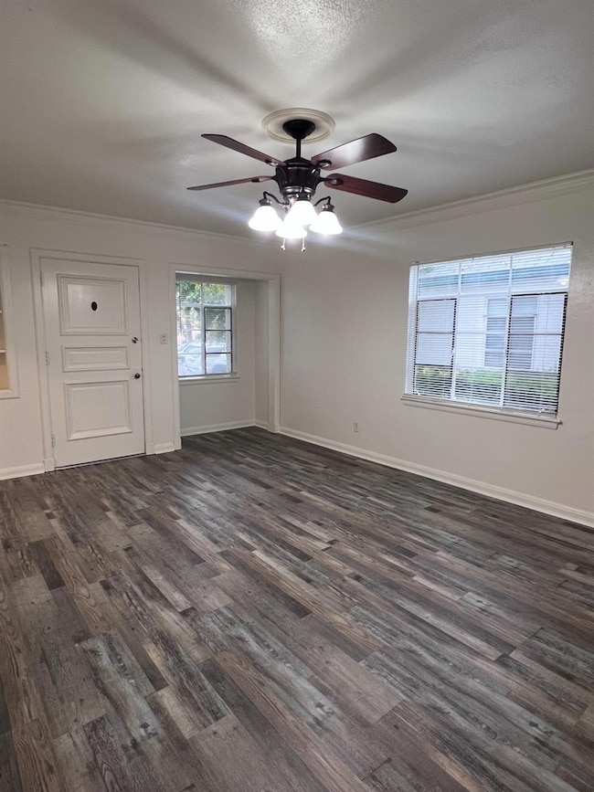 1024 N Broadway St, Fresno, CA 93728 - photo 3