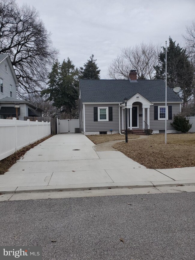 106 4th Ave SW, Glen Burnie, MD 21061 - photo 2