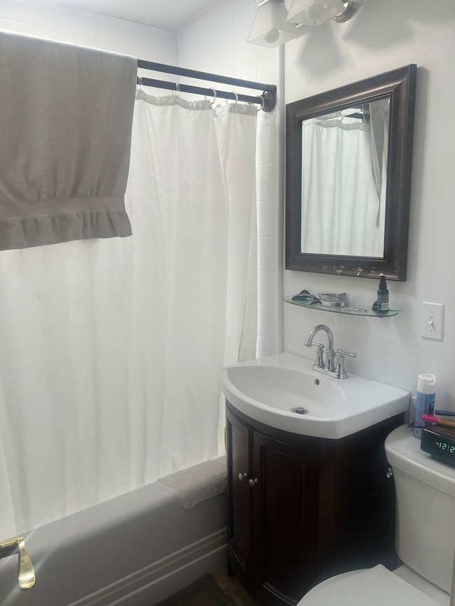 2201 Wren Ln, Rolling Meadows, IL 60008 - photo 5