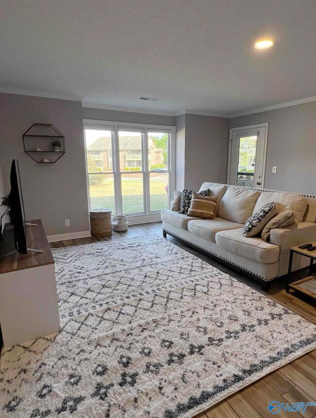 5135 7 Pine Cir, Huntsville, AL 35816 - photo 2